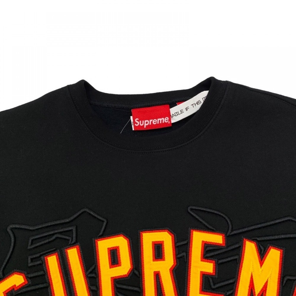 Supreme kanji logo online crewneck